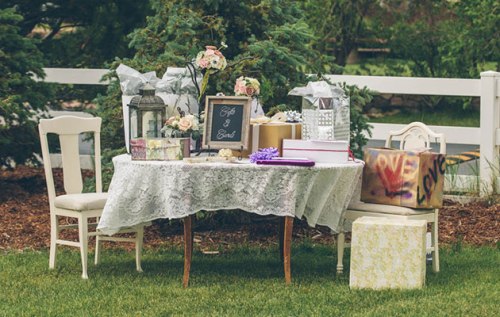 18 of the Weirdest Wedding Gifts Ever Received via Brides - Wedding Belles Blog